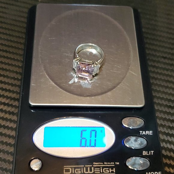 Size 5 925 Sterling Silver Large Pink Rectangle Cubic Zirconia Gem Ring - Picture 9 of 9